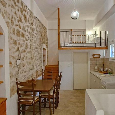 キパリシアΣτούντιο Σε Πέτρινο Σπίτι, Κοντά Σε Παραλίαアパートメント エクステリア 写真